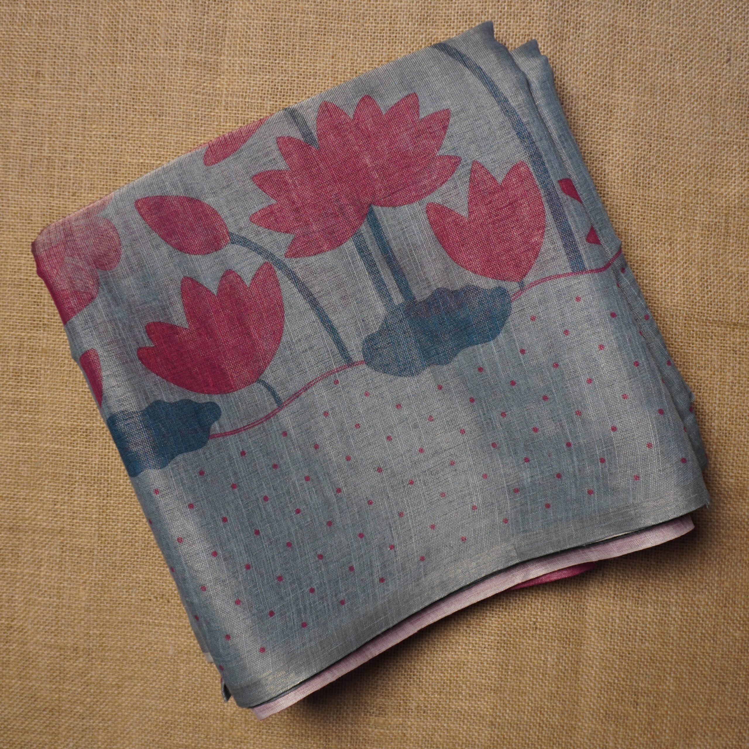 Madhubani Line Art Saree - Image 3